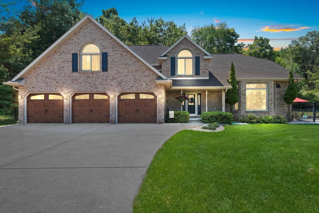 3380 DICKINSON Road, De Pere, Wisconsin 54115-9792