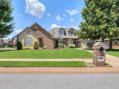 2009 Pembroke Lane, Edmond, Oklahoma 73003, Estados Unidos