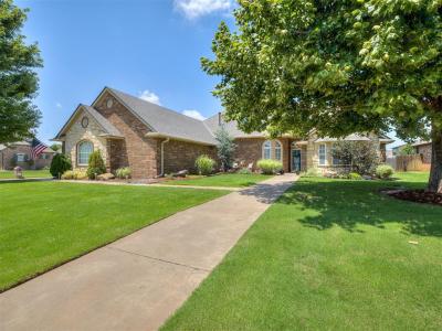 2009 Pembroke Lane, Edmond, Oklahoma 73003, Estados Unidos