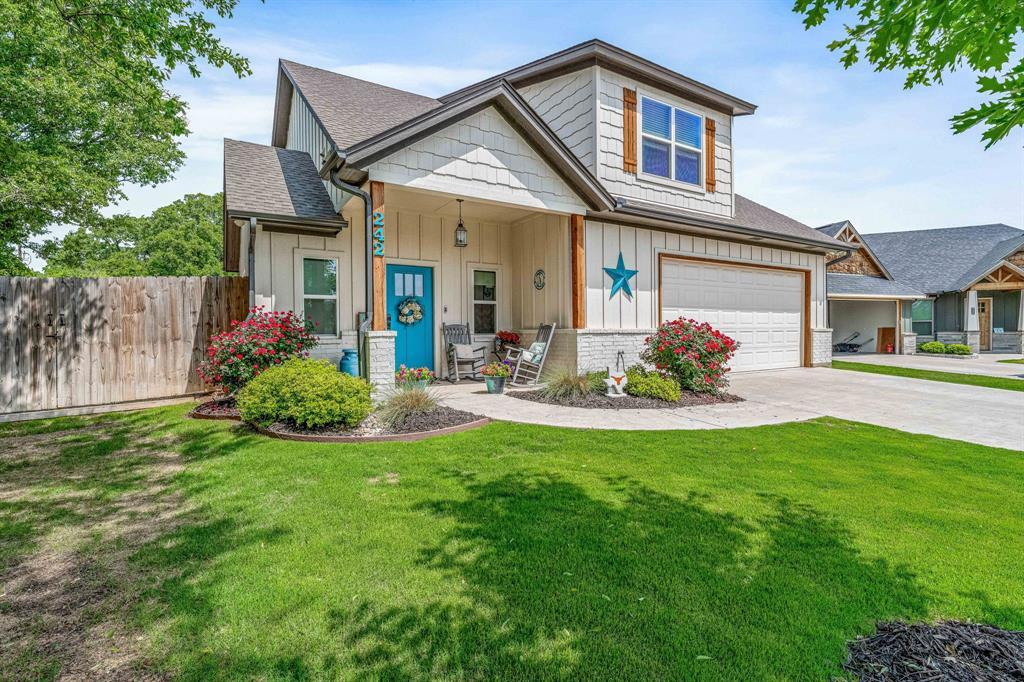 242 Little Tree Court, Tolar, Texas 76476, USA