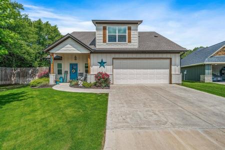242 Little Tree Court, Tolar, Texas 76476, USA