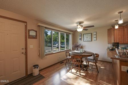 2024 Dakota Drive, Bismarck, Dakota Północna 58501, USA