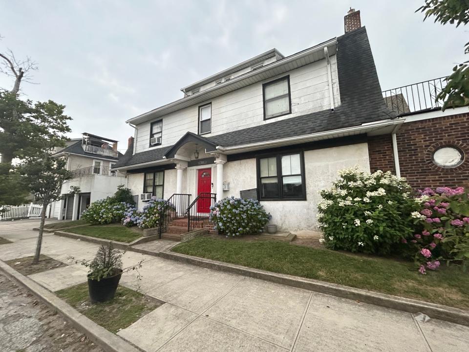 5005 Beach 50th Street, Brooklyn, New York 11224-1107, Stati Uniti