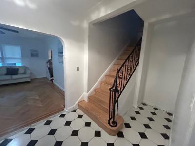 5005 Beach 50th Street, Brooklyn, New York 11224-1107, Stati Uniti