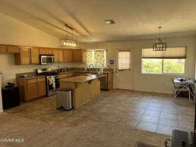 13320 E Avenue W6, Pearblossom, California 93553, Stati Uniti