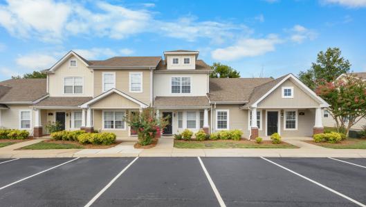 25 Ellington Ter, Clarksville, Tennessee 37040