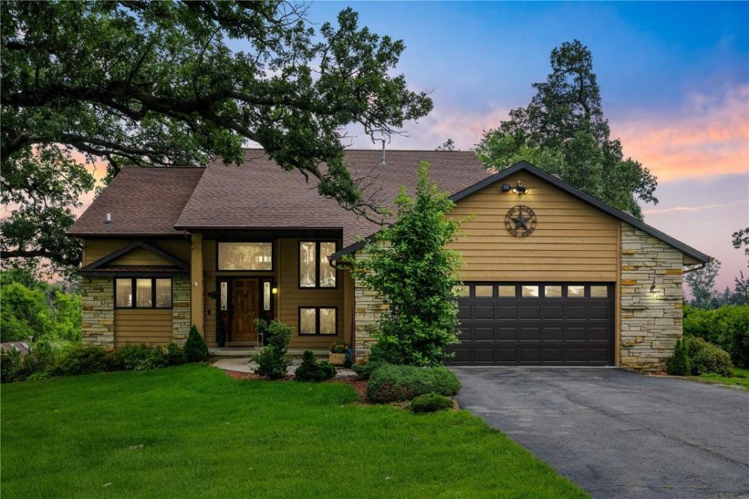 5524 Cimarron Court, Marion, Iowa 52302