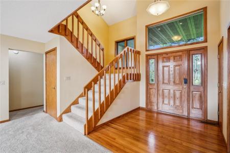5524 Cimarron Court, Marion, Iowa 52302