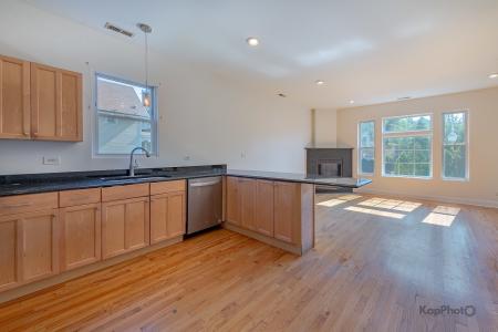 2318 S Central Park Avenue , 101, Chicago, 伊利诺斯州 60623, 美国