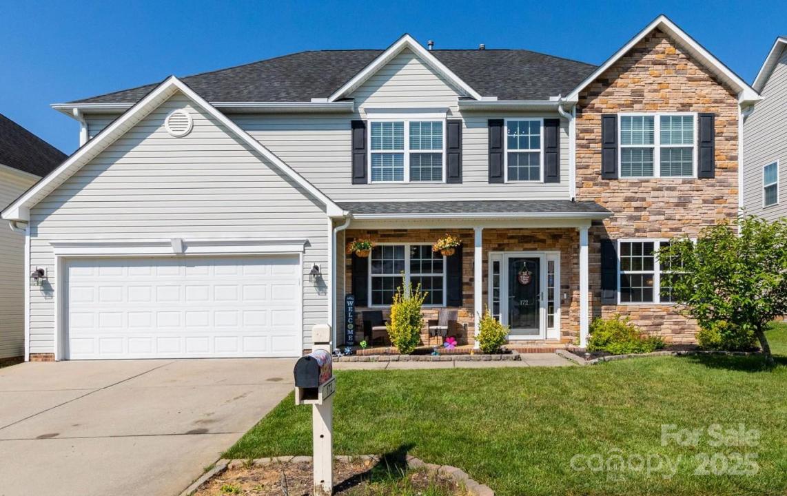 172 Roanoke Road, Fletcher, North Carolina 28732, HOA KỲ