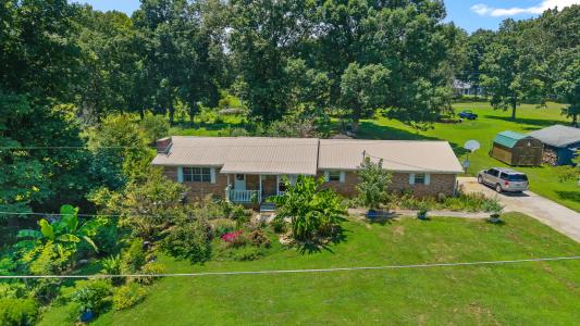 178 County Road 892, Etowah, Tennessee 37331, USA