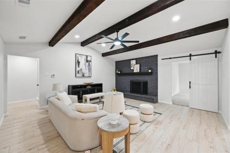 406 Rickey Canyon Avenue, Desoto, Texas 75115, USA