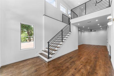 3110 W Jefferson Boulevard, Dallas, Texas 75211