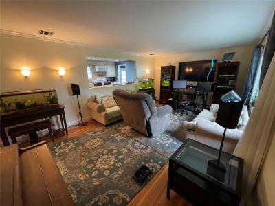 39 Herbert Avenue, Lindenhurst, Nova Iorque 11757, Estados Unidos