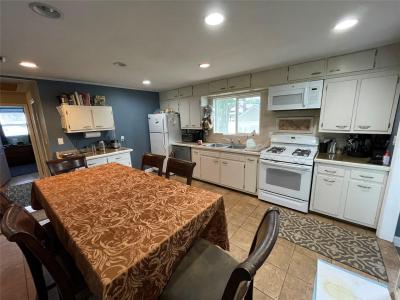 39 Herbert Avenue, Lindenhurst, Nova Iorque 11757, Estados Unidos
