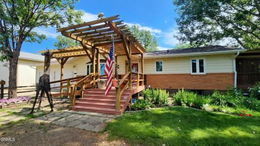 3400 Old Red Trail, Mandan, Dakota Del Norte 58554, Estados Unidos