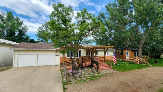 3400 Old Red Trail, Mandan, Dakota Del Norte 58554, Estados Unidos