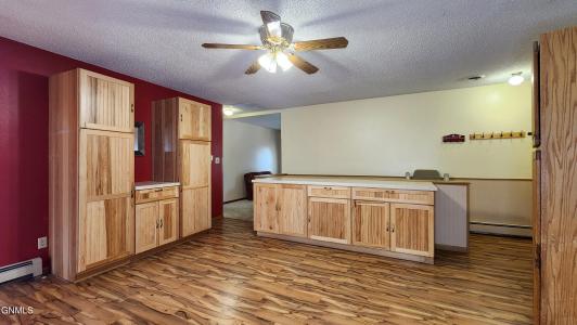 3400 Old Red Trail, Mandan, Dakota Del Norte 58554, Estados Unidos