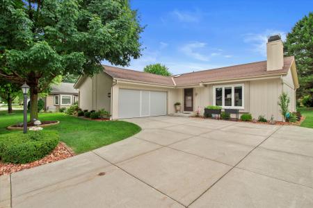 3624 W Honey Tree Ln, Greenfield, ولاية ويسكونسن 53221, الولايات المتحدة
