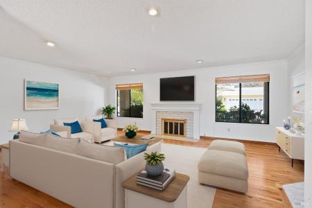 8819 Hood Mountain Way, Santa Rosa, California 95409, USA