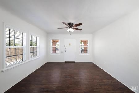814 Eureka Street, Bakersfield, California 93305