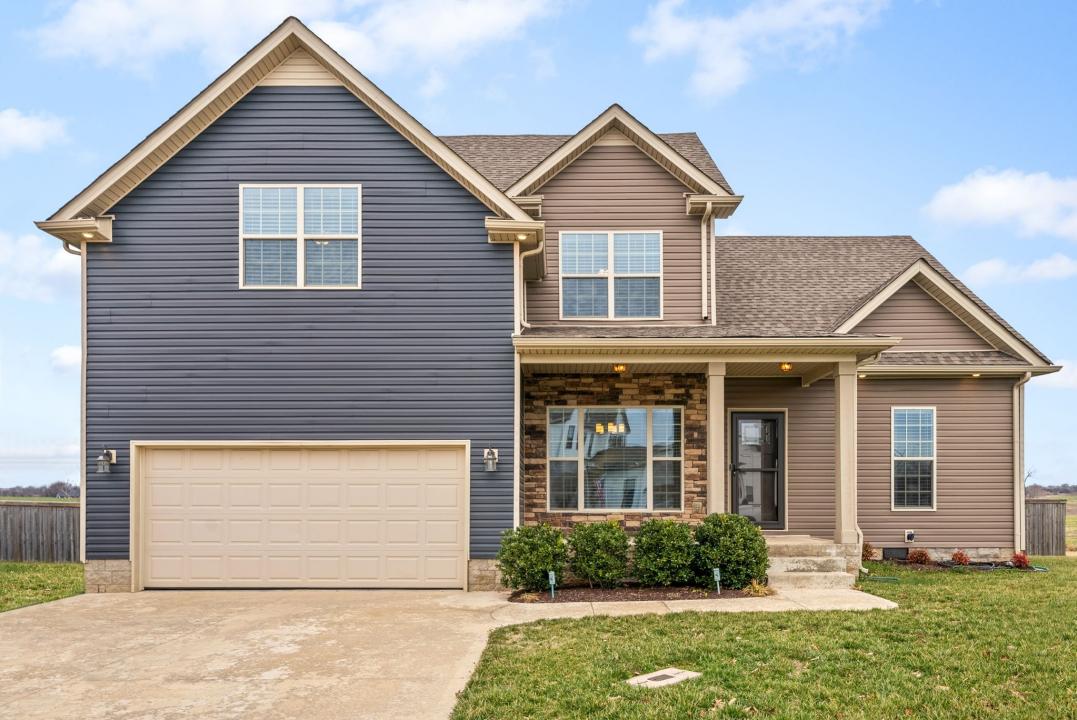 1068 Michaela Cir, Clarksville, Tennessee 37043, USA
