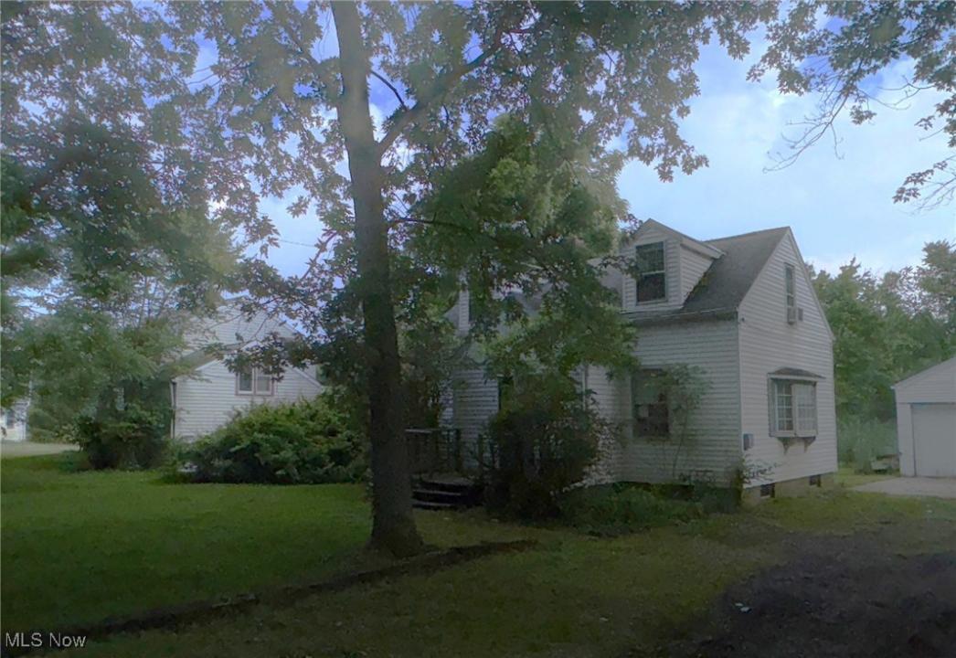 26014 Pettibone Road, Oakwood, Ohio 44146
