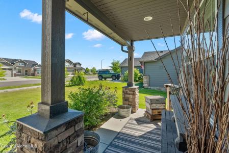 4483 N CONNERY LOOP, Post Falls, Idaho 83854, Estados Unidos