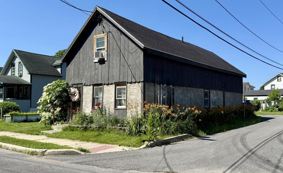 88 Pine Street, Plattsburgh, New York 12901, États-Unis