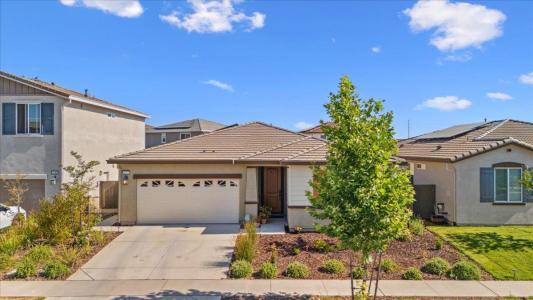 2115 Knotty Pine Way, Plumas Lake, Californie 95961, États-Unis