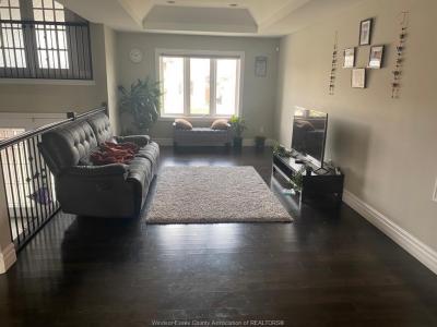 1433 CANCUN STREET, Windsor, Ontario N9G 0A2, Canada