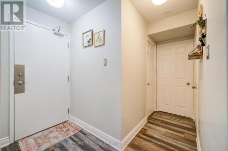 4460 TUCANA COURT, Mississauga (hurontario), 安大略省 L5R 3K9, 加拿大