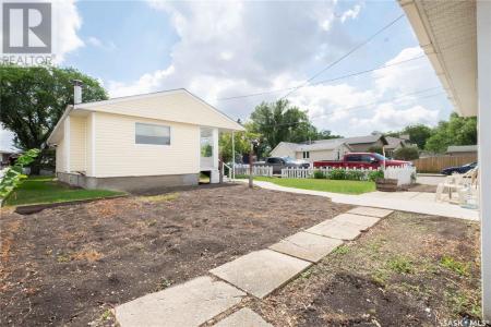 274 TORONTO STREET, Regina, Saskatchewan S4R 1L9, Canada