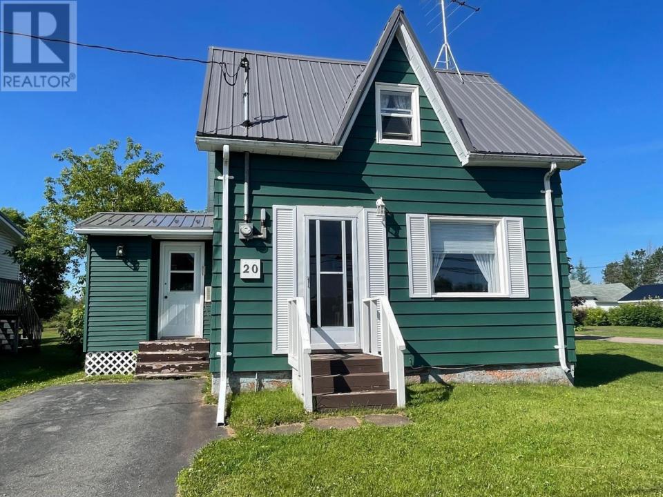 20 SUNSET DRIVE, Wellington, Prince Edward Island C0B 2E0, Canada