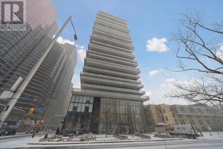 57 ST JOSEPH STREET, Toronto (bay Street Corridor), Ontario M5S 0C5, CANADÁ
