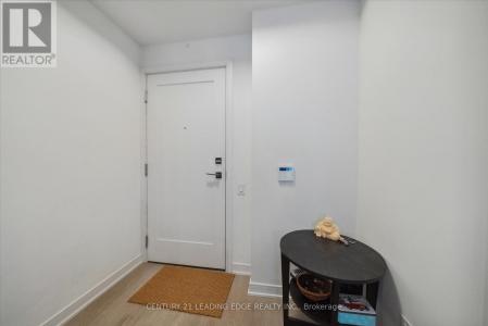 57 ST JOSEPH STREET, Toronto (bay Street Corridor), Ontario M5S 0C5, CANADÁ