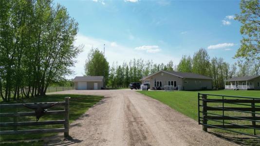 83074 83 ROAD WEST, Neepawa, Manitoba R0J 1H0, Canada