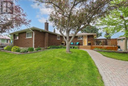 38 WILLOWBANK ROAD WEST, Leeds And The Thousand Islands, Ontario K7G 2V5, Canada