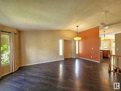 4135 MACKENZIE AVENUE, Drayton Valley, Alberta T7A 1A8, Canada