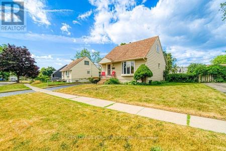 106 ADMIRAL ROAD, Ajax (south East), Ontario L1S 2P1, Canada