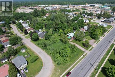 1051-19 PEOPLES AND HILLSIDE RD, Sault Ste. Marie, Ontario P6C 3W3, Canada