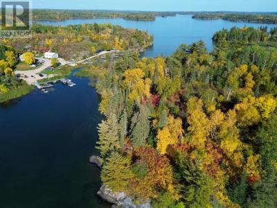 JO185 SHOAL LAKE, LAKE OF THE WOODS, Kejick, オンタリオ P0X 1E0, カナダ