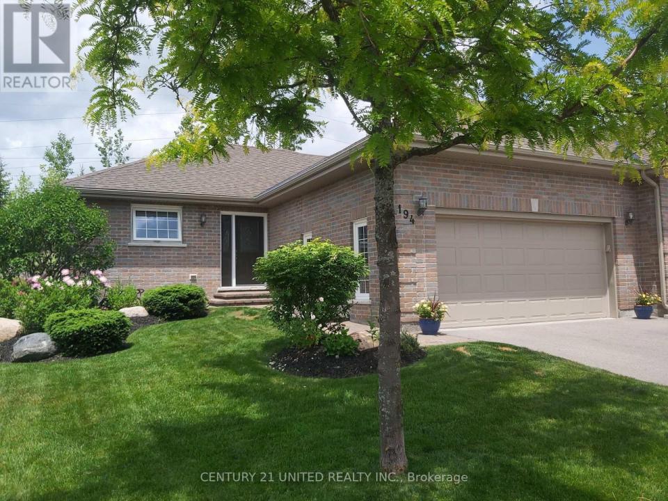 301 CARNEGIE AVENUE, Peterborough North (university Heights), Ontario K9L 0G1, CANADÁ