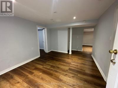 2 KERRISON DRIVE WEST, Ajax (central), Ontario L1Z 1K1, Kanada