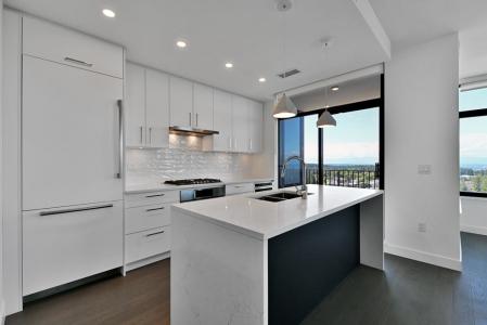 1588 JOHNSTON ROAD, White Rock, British Columbia V4B 3Z7, Canada