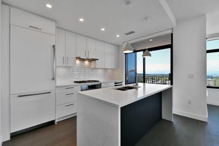 1588 JOHNSTON, White Rock, British Columbia V4B 3Z7, Canada