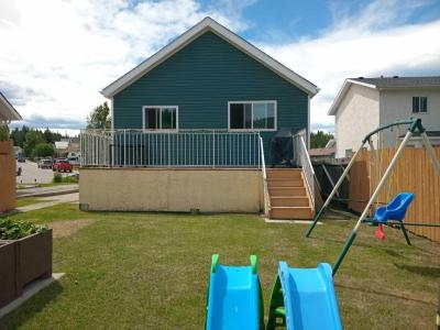 111 SITAR CRESCENT, Hinton, Alberta T7V 1S6, Canada