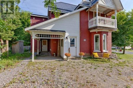 25 MAIN STREET, Whitewater Region, Ontario K0J 1K0, Canadá