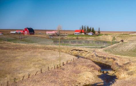 204050 RR 245, Rural Vulcan County, Alberta T0L 1P0, Canada