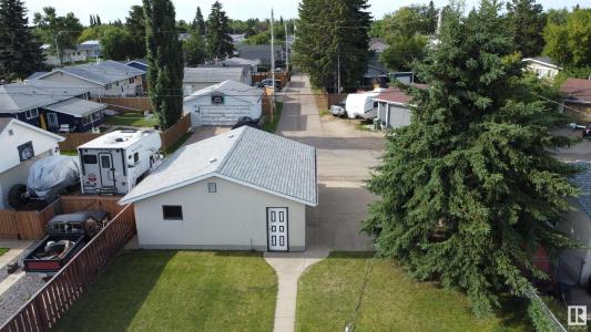 21 CAMELOT AVENUE, Leduc, 阿爾伯塔 T9E 4M4, 加拿大